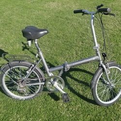 UnCloseted Comfy Folding Bike 4 All Sizes.  Not A BROMPTON