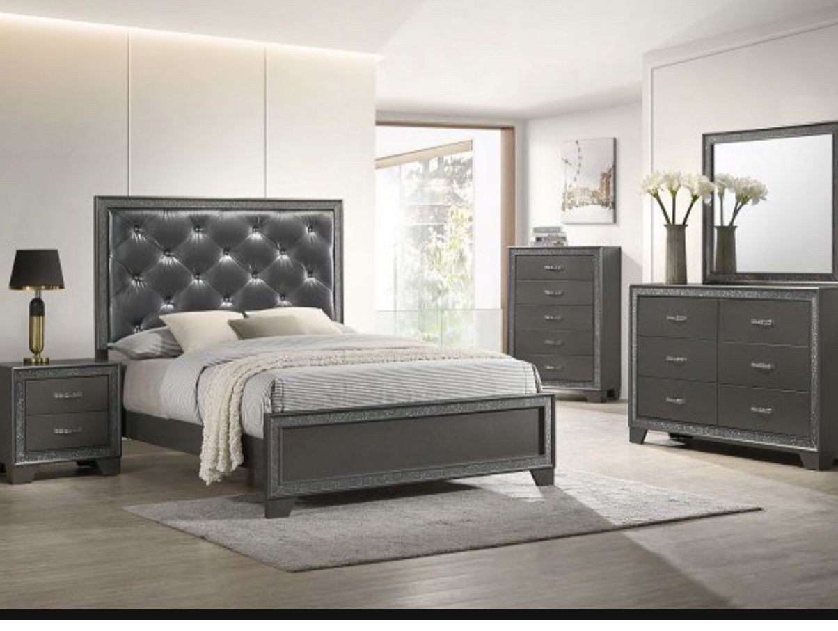 Bedroom Set 4pc On Sale Not Mattress And Box Including