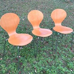 Two Tan Mid Century Danish Modern Bentwood Farfalla Chairs With Chrome Legs