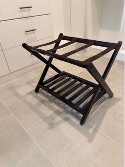 Set of 4 Folding Wood Luggage Racks – Espresso