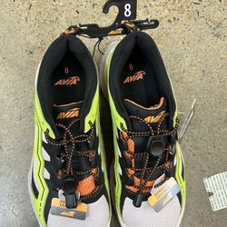 NWT AVIA men’s athletic Shoes size 8