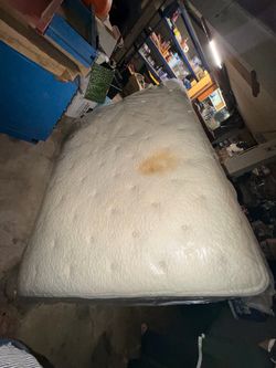 queen mattress