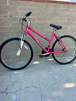Pink Diamondback in great condition
