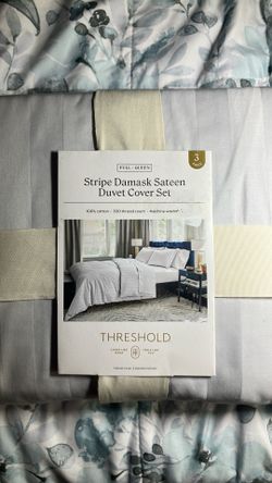 Threshold Duvet Cover Set 3 pc full queen new!