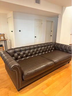 Deep Brown Leather Chesterfield Sofa – Excellent Condition