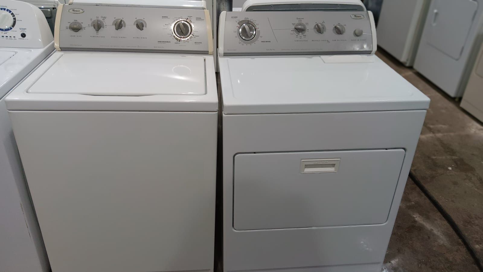 Whirlpool Set Washer And Dryer Electric