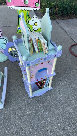 Book Case