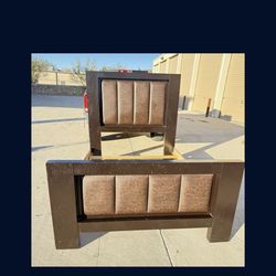 🎁Beautiful Queen size bedroom set:  Bed frame, dresser/6 drawer🎁