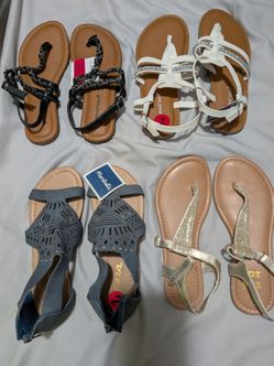Girls size 2 sandles $20 for all
