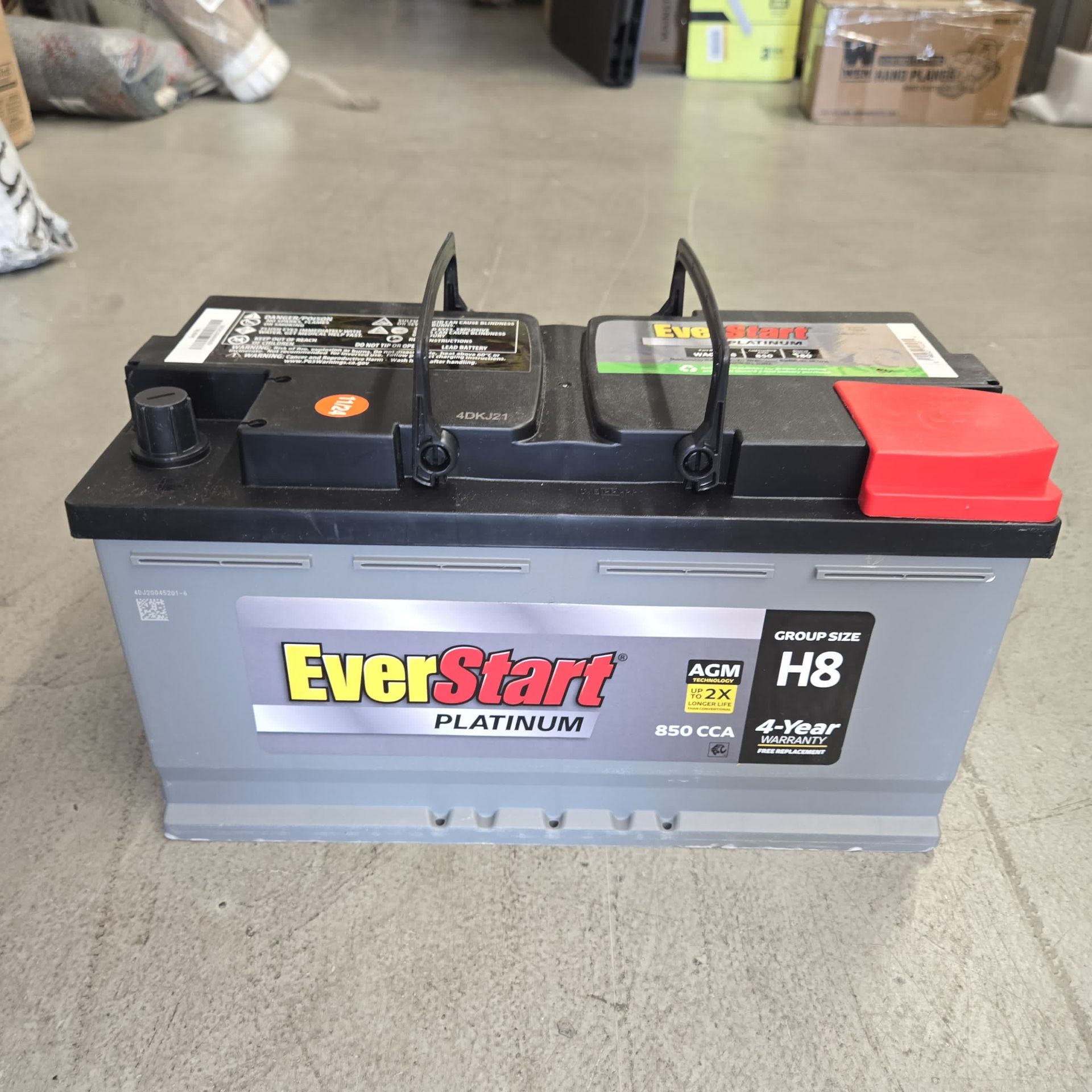 EverStart Platinum BOXED AGM Battery, Group Size H8 / LN5 / 49 12 Volt, 900 CCA