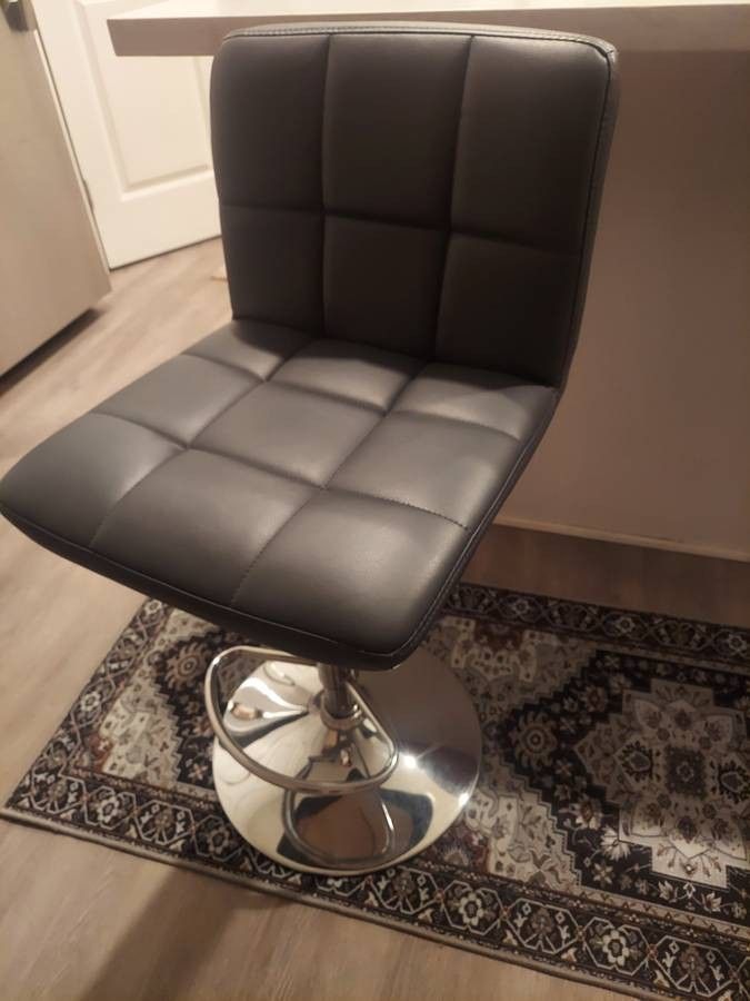 Nice gray Bar Stools, no damage. $85 for both.