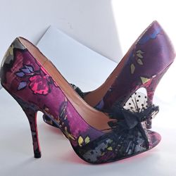 Betsey Jonhson Women's Size 7.5M Bonnie FLoralSatin Heels