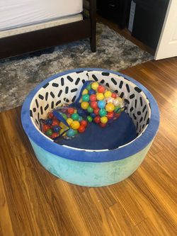 Ball pit
