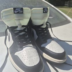 Air Jordan 1 Retro High OG “Shadow 2.0” – Size 13 – Clean Condition

