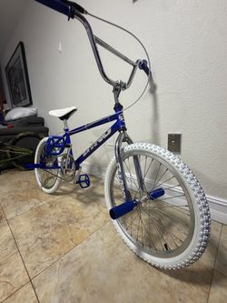 Dyno BMX 20” Blue Chrome – Clean Custom Old School Vintage Bike very clean and custom.