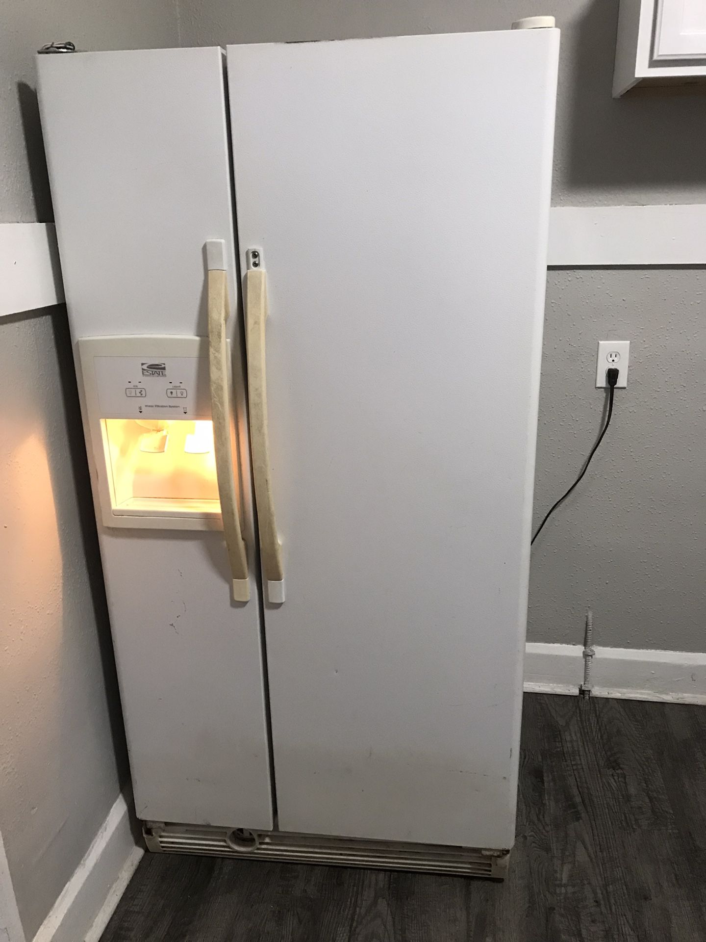 Estate Whirlpool Refrigerator