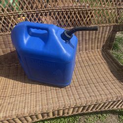 5 gallon kerosene container