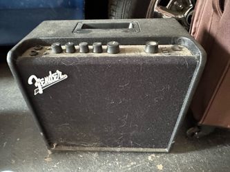 Fender LT25