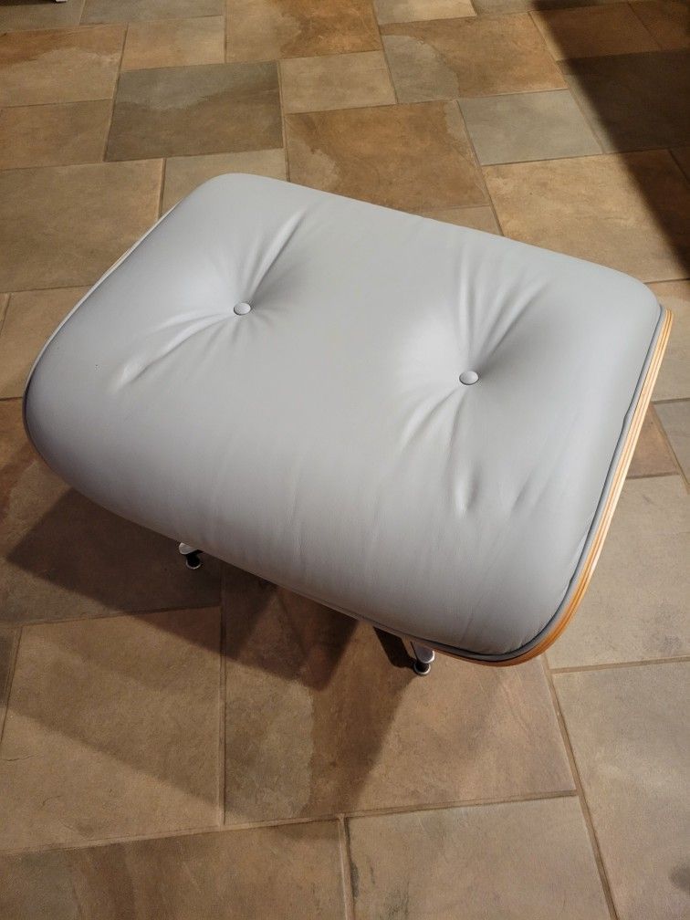 Eames Lounge Chair Ottoman