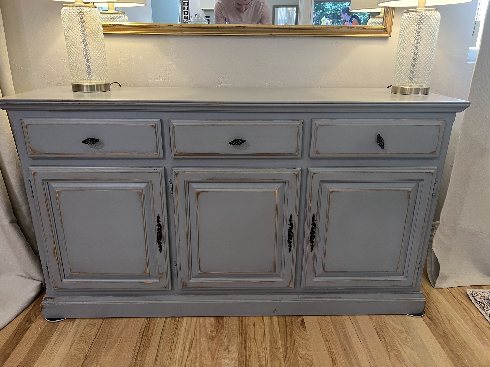 Buffet Table