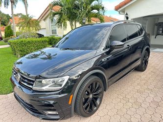 R-LINE BLACK VW TIGUAN