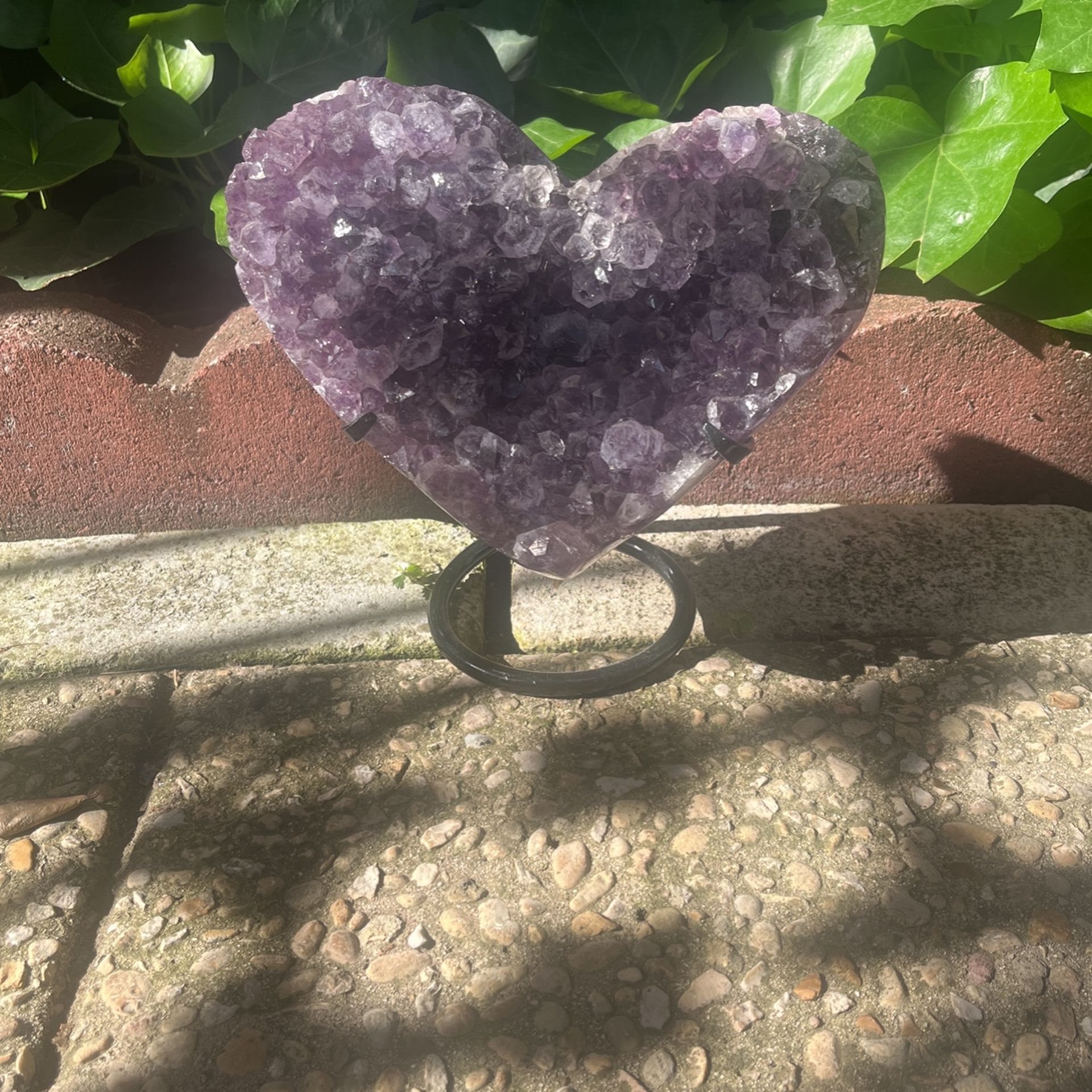 Amethyst Heart w Stand
