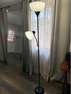 Floor lamp