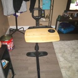 Adjustable TV Tray Lightwood Perfect Condition