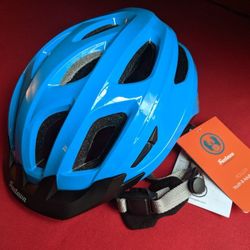 Freetown Rouler youth & adult bicycle helmet with light - BRAND NEW WITH TAGS