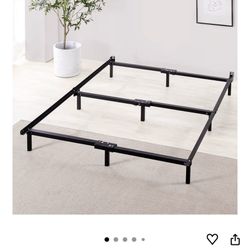 ZINUS Compack Metal Bed Frame, Black, Queen