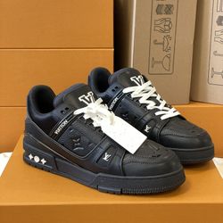 LV  TRAINER SNEAKER SHOES
