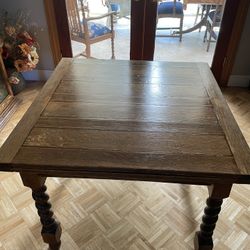 Antique barley twist Oak table with hidden leaves