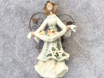 Angel Accents #49363 Wire Resin Figurine  9.5” Tall