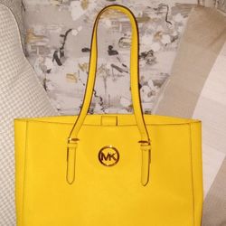 Authentic Michael Kors Large Leather Tote Bag 