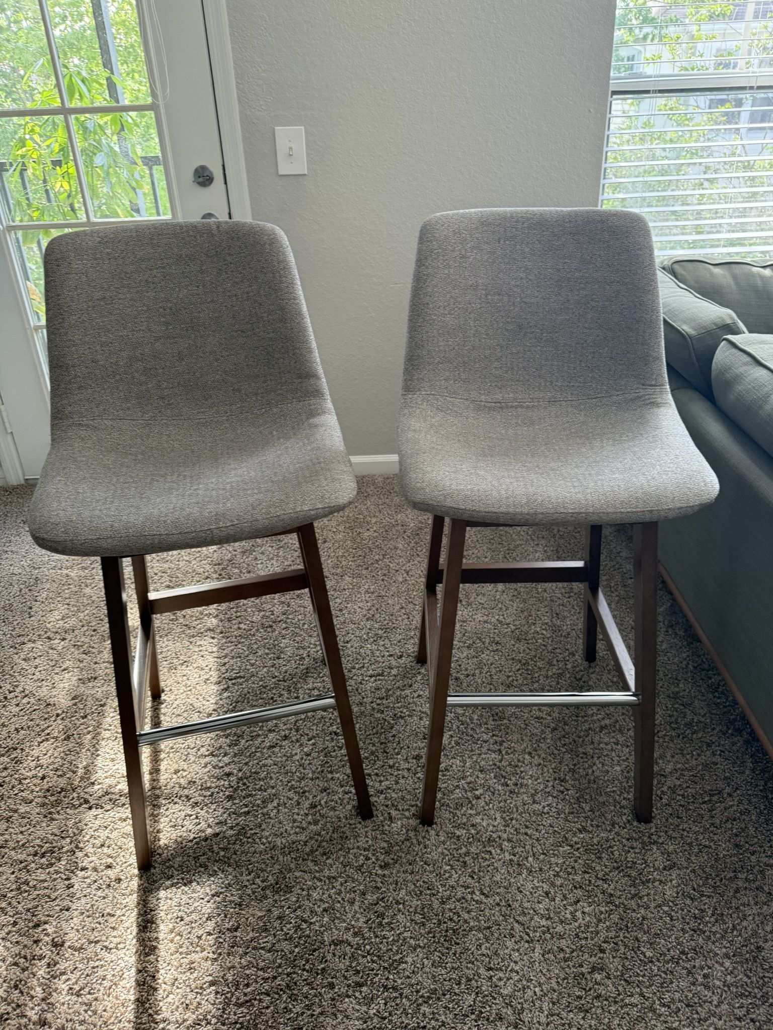 Pair of Counter Stools – Like New