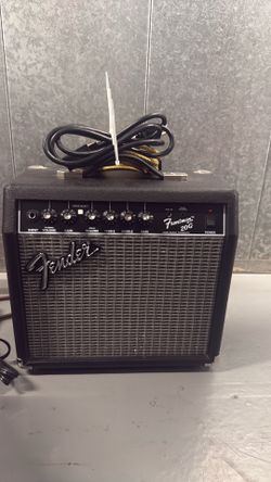 Fender Frontman 20G Guitar Amplifier w/ Power Cord & Instrument Cable