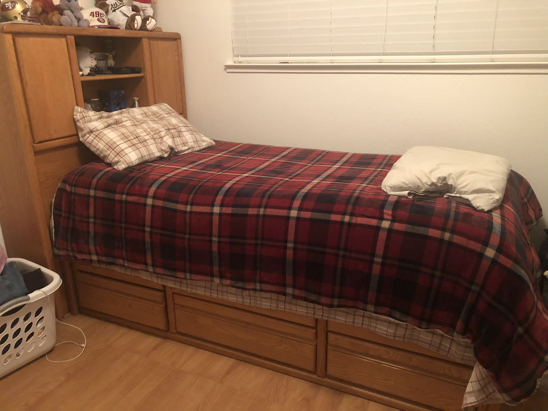 Oak Twin Size Captain’s Bed