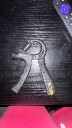 Forearm strengthener