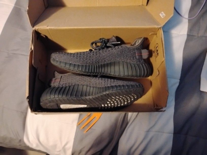Shoes Yeezy Boost