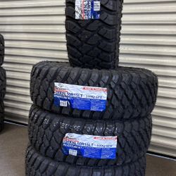 BRAND NEW SET 4 tires 31x10.50r15.