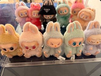 Authentic labubu lot