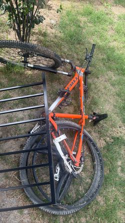 Trek bike