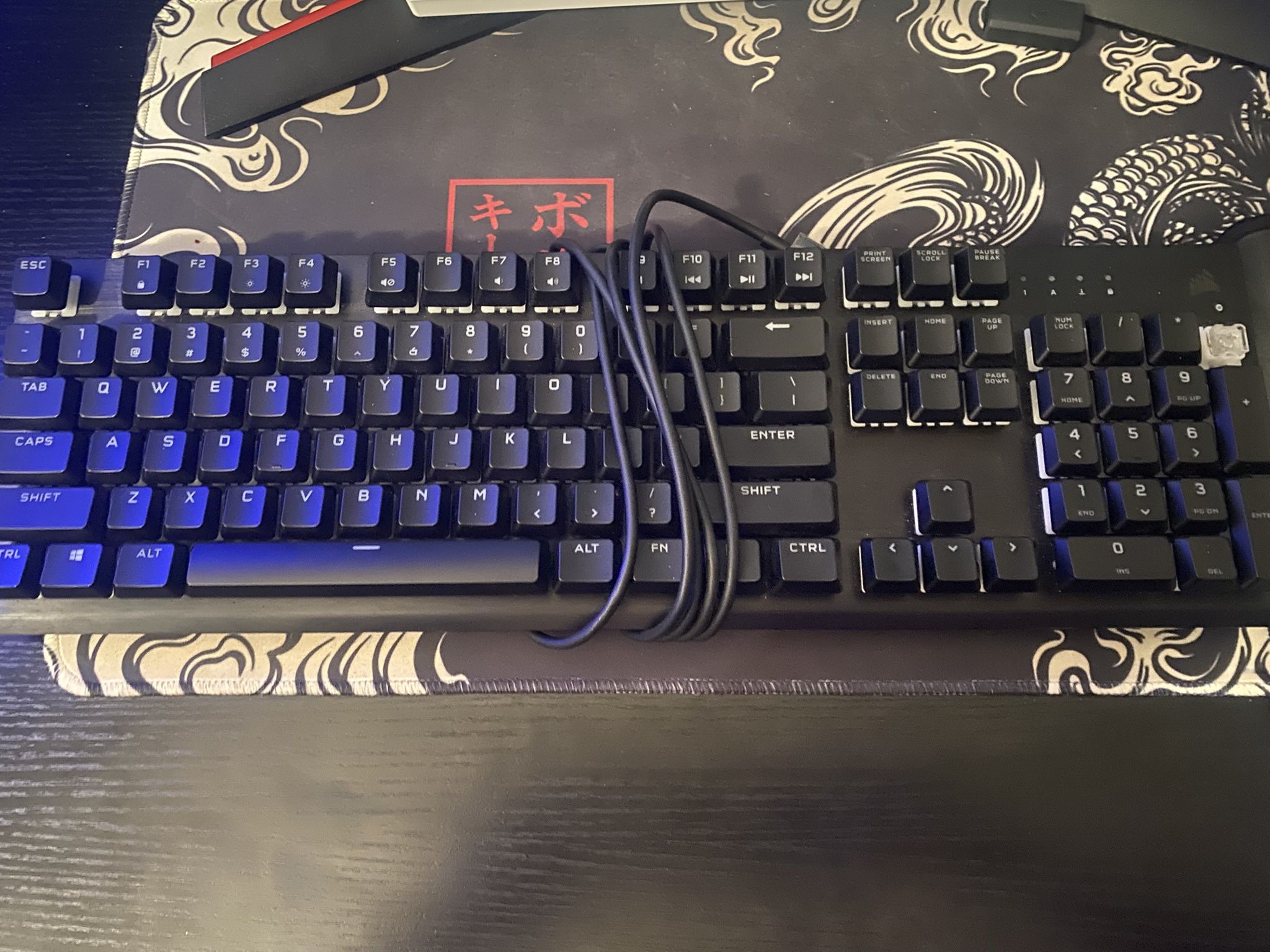 Crosair K60 pro se mechanical crosair, mm300 anti fray cloth mouse pad small, Corsair m55 rgb pro