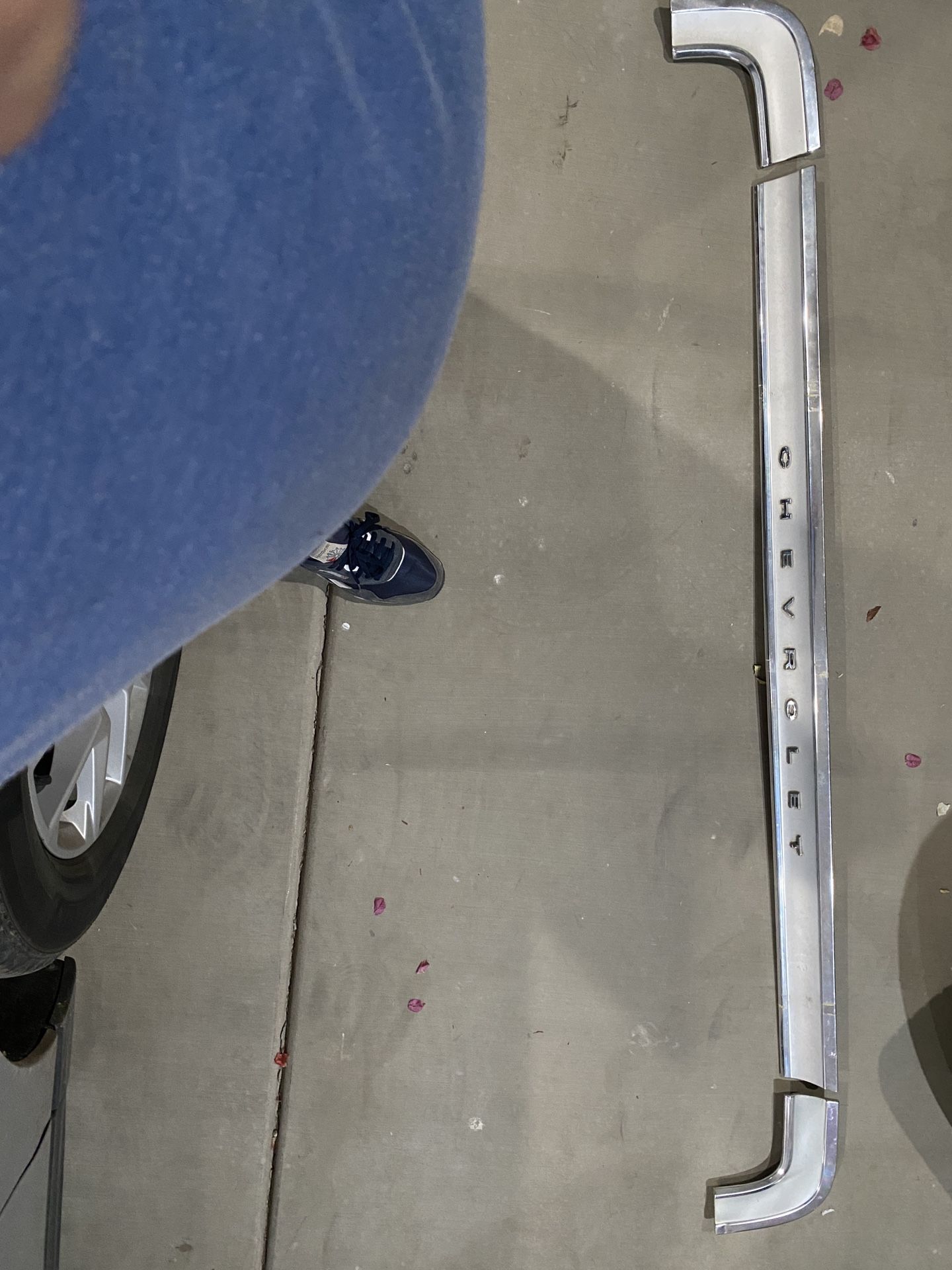 1964 Chevrolet Chevy Impala Rear Trunk Molding  Parts