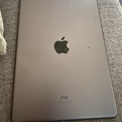 IPAD 7th Gen 128gb