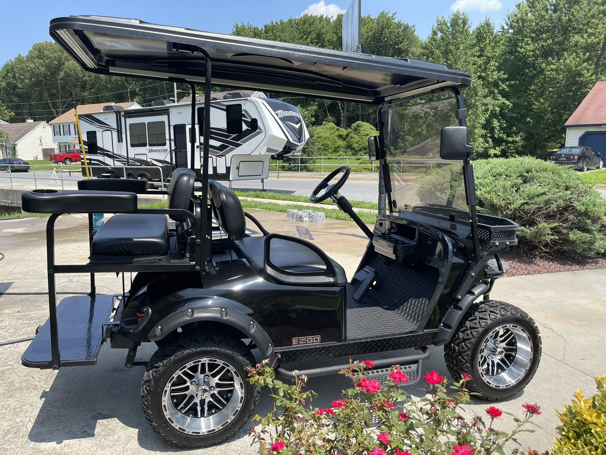 Golf cart