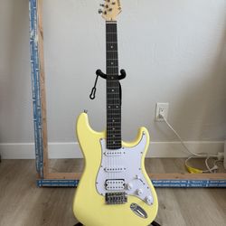 Yellow Donner Stratocaster 