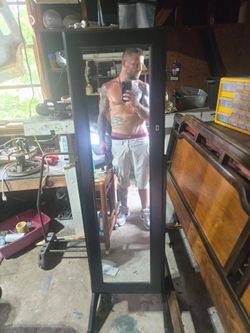 Opening Mirror/Jewelry Vanity
