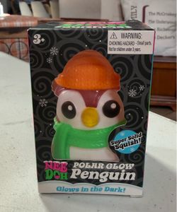 Polar Glow Penguin Needoh