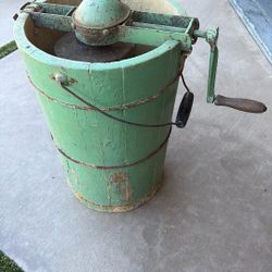 Vintage Ice cream Bucket